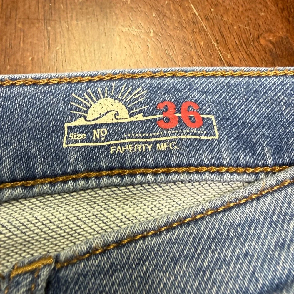 Faherty Jeans Mens 36X31 Blue Stretch Light Wash MBC0025-ETW